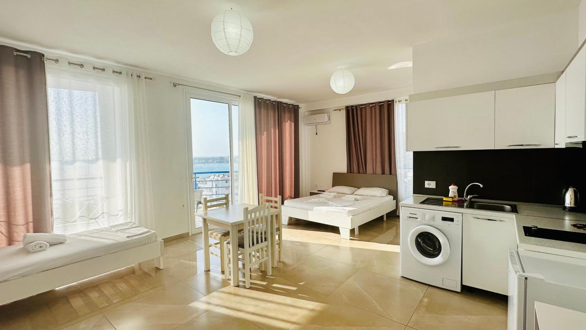 Jico Travel - Villa Colombo Vlorë Kamer foto