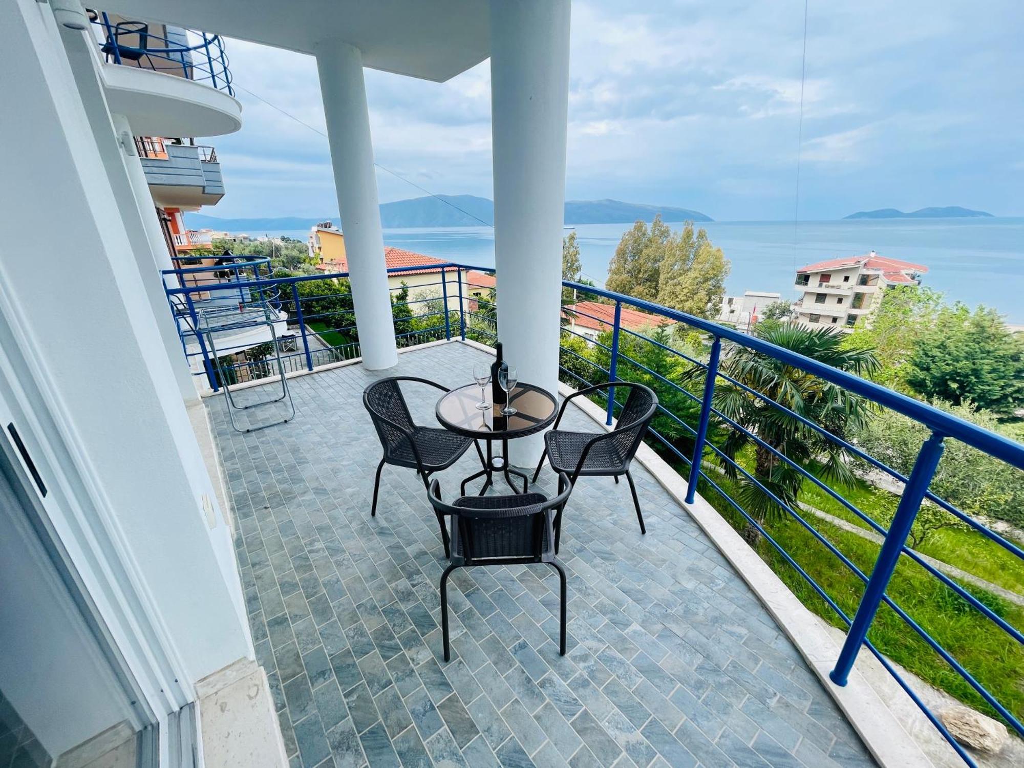 Jico Travel - Villa Colombo Vlorë Kamer foto