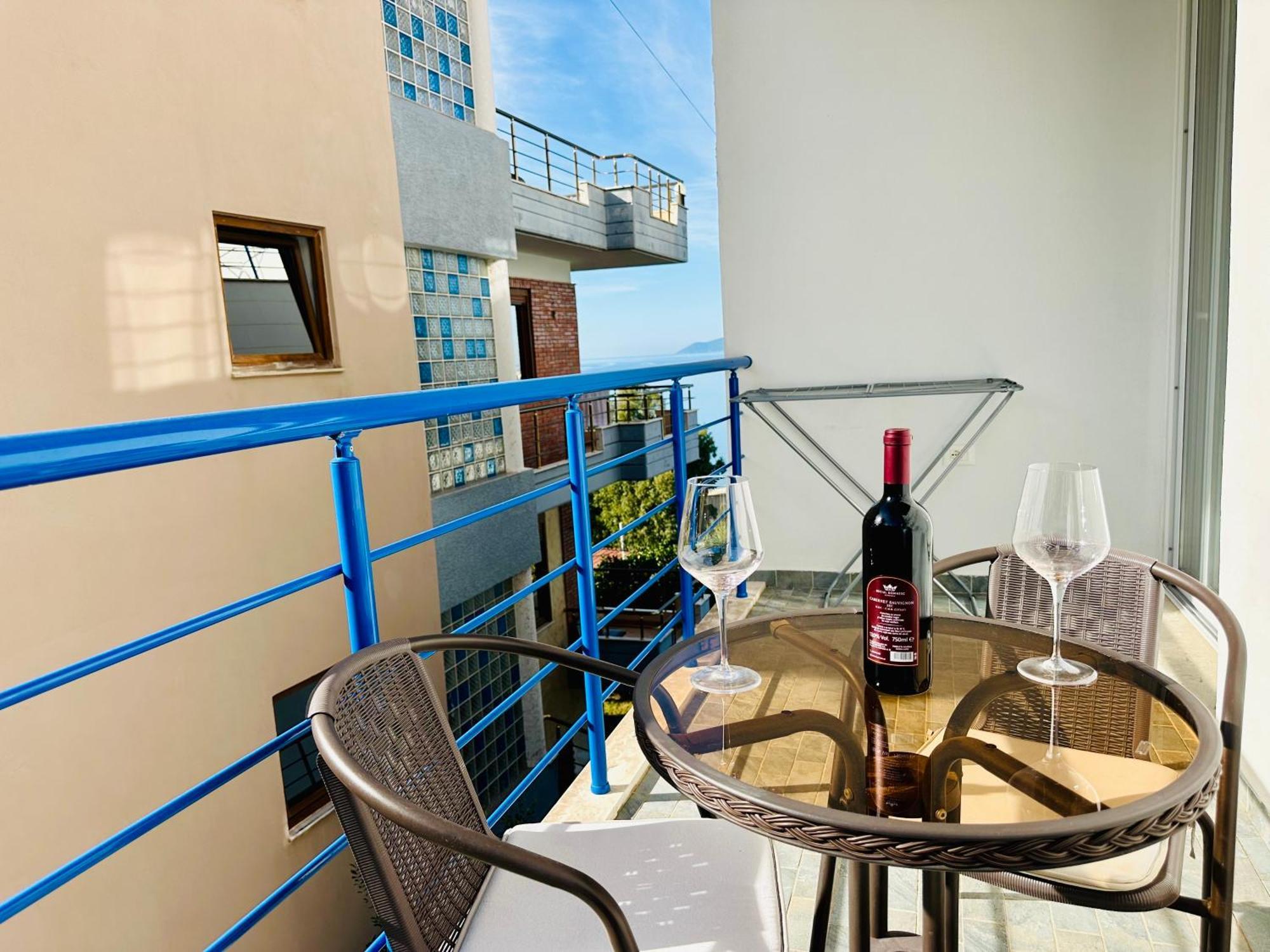 Jico Travel - Villa Colombo Vlorë Kamer foto